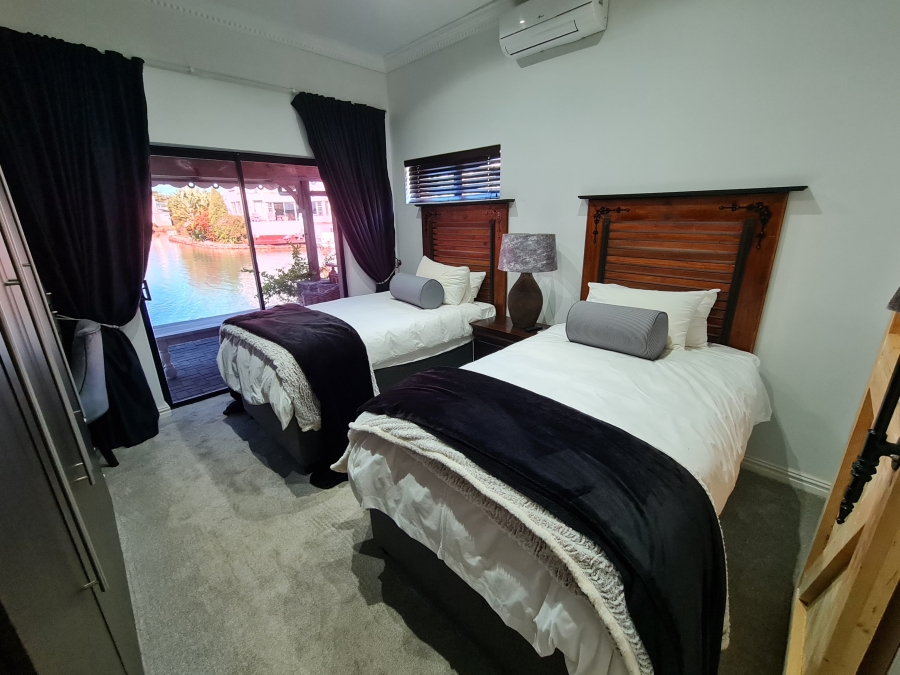 3 Bedroom Property for Sale in Marina Martinique Eastern Cape